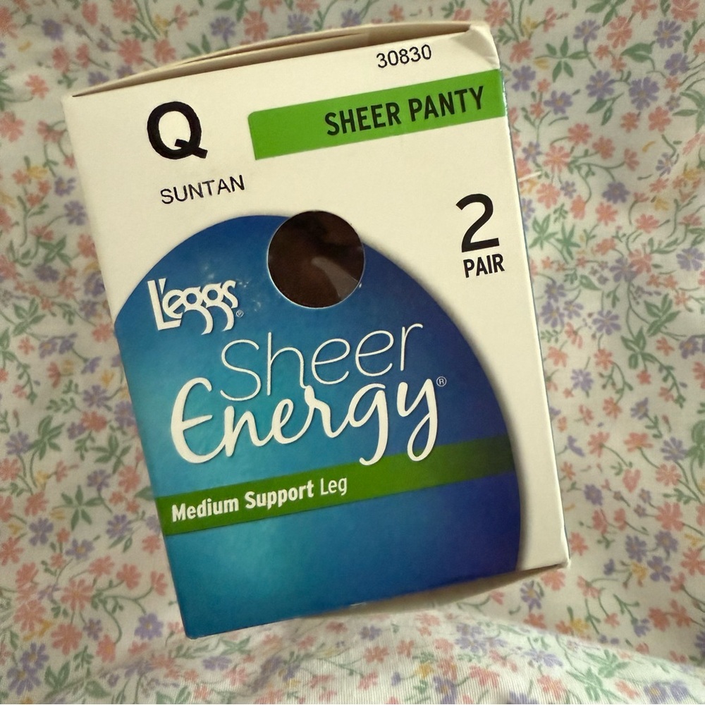 Sheer Energy Suntan Pantyhose - 2 Pack - Picture 6 of 6